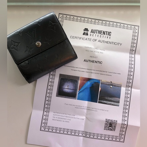 LV Louis Vuitton Monogram Mat Vernis Gray Elise Compact Wallet with COA Unisex - Picture 2 of 10